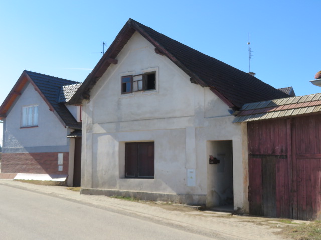 Opakovaná dražba podílu id. 14/48 na RD v obci Veselá, okres Pelhřimov