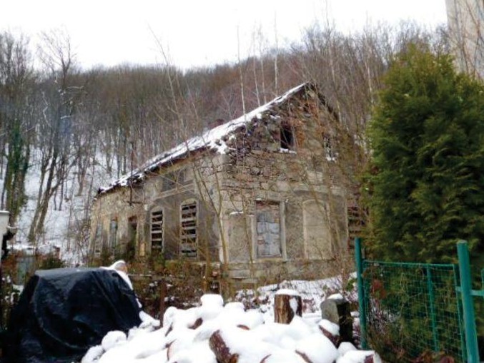 120  EX 11902/09-219 podíl 1/14 rodinného domu v obci Telnice, okres Ústí nad Labem