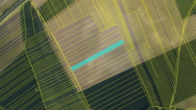 Dražba podílu id. 1/3 na pozemku (orná půda) v obci Strážnice, okres Hodonín