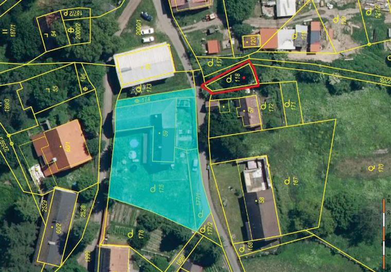 120 EX 10589/25-222 podíl 1/8 pozemku v k.ú. Rochov u Tetčiněvsi, okres Litoměřice