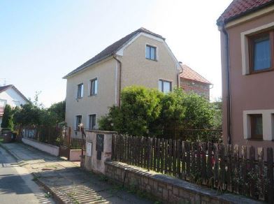 Dražba podílu id. 1/36 na RD v obci Kolín
